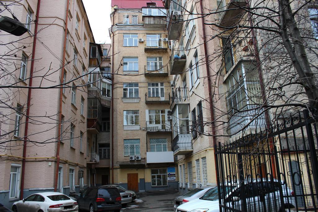 Salve Hostel Kiev Luaran gambar